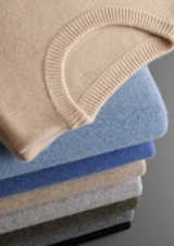 PURE EXTRA-FINE MERINO WOOL CLASSIC CREWNECK