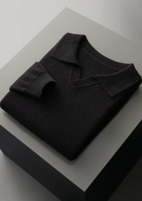 PURE EXTRA-FINE MERINO WOOL RIBBED BUTTONLESS POLO